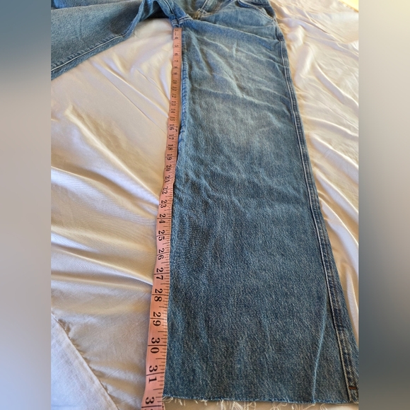 Reformation | Val 90s Mid Rise Straight - Picture 8 of 8